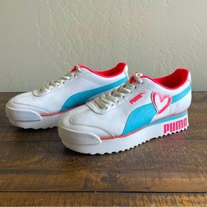 Puma Roma Amor Heart Platform  Womens White Sneakers Casual Shoes 371861-01 W 9